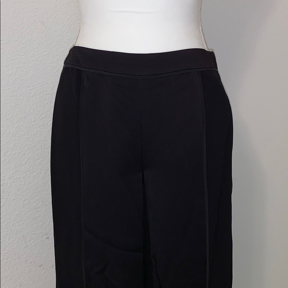 BCBG Gaucho Pants - Picture 3 of 10